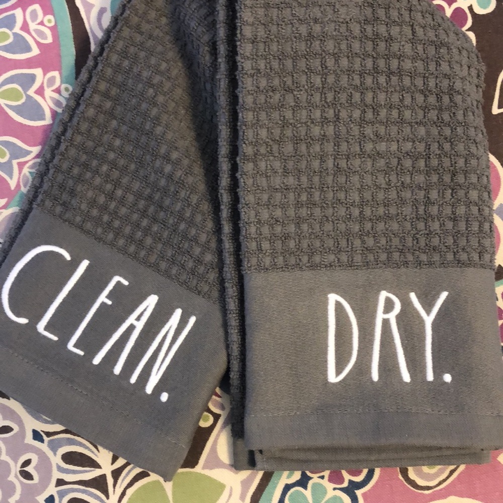 Rae Dunn DRY & CLEAN kitchen towel set NWT